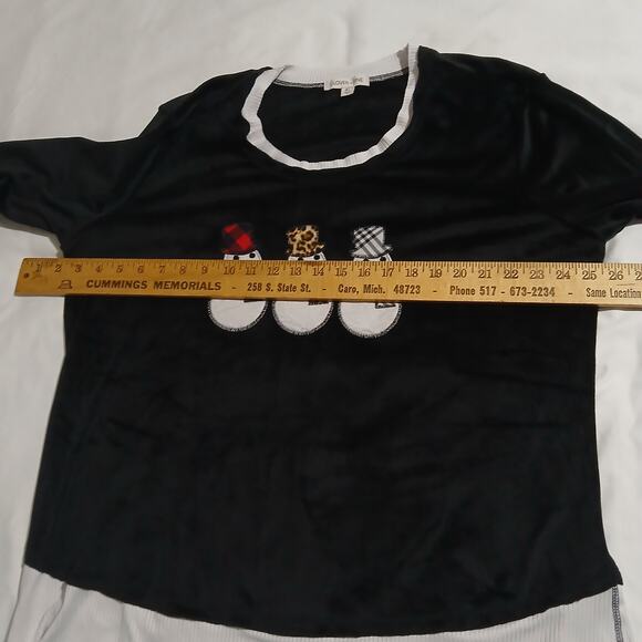 Christmas Top XL Snowmen Black Velour Built in Blouse at Hem & Cuffs Clover+Pine - Picture 9 of 13